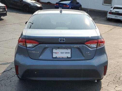 2025 Toyota Corolla Hybrid LE