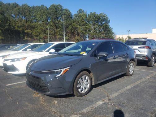 2025 Toyota Corolla Hybrid LE