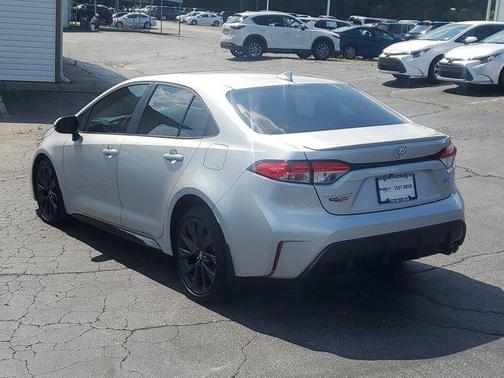 2025 Toyota Corolla SE