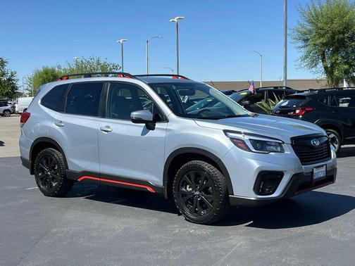 Ice Silver Metallic 2021 Subaru Forester Sport