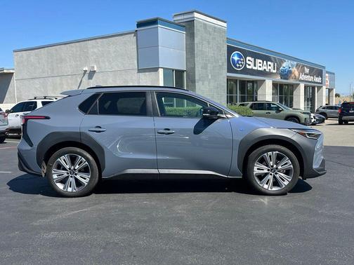 Harbor Mist Gray Pearl 2023 Subaru Solterra Limited