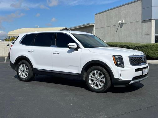 Glacial White Pearl 2021 Kia Telluride LX