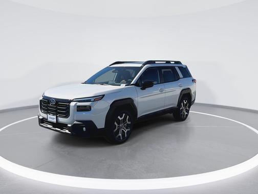 White Pearl 2026 Subaru Outback Touring XT