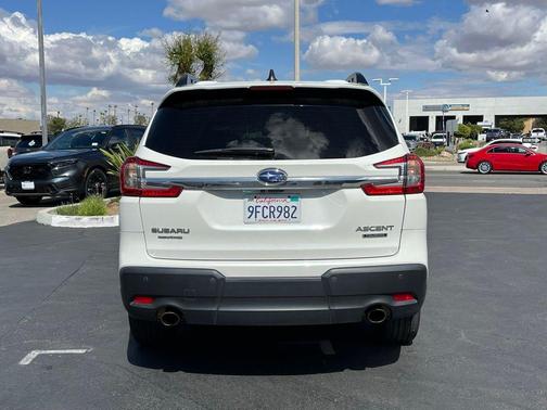 Crystal White Pearl 2023 Subaru Ascent Touring 7-Passenger