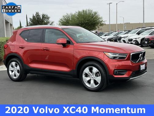 2020 Volvo XC40 T5 Momentum