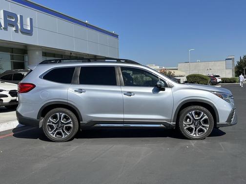 2023 Subaru Ascent Touring 7-Passenger