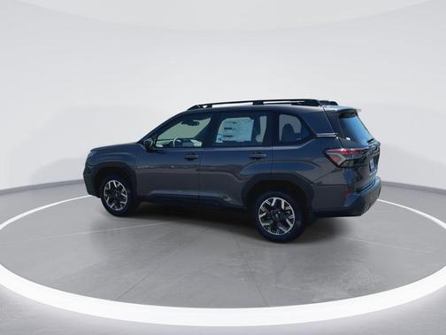 Magnetite Gray Metallic 2026 Subaru Forester Base