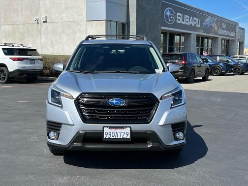 2022 Subaru Forester Premium