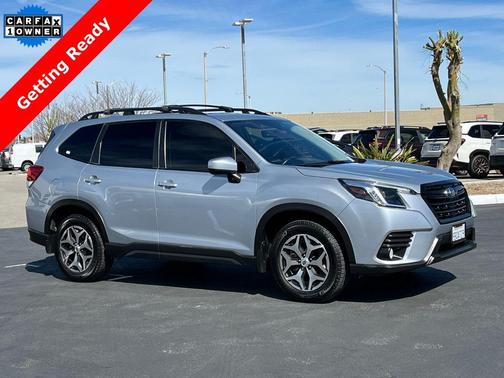 2022 Subaru Forester Premium