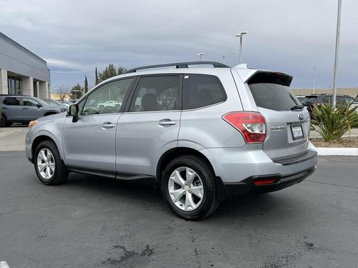 2016 Subaru Forester 2.5i Limited