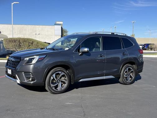 2023 Subaru Forester Touring