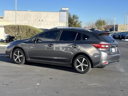 2022 Subaru Impreza Premium