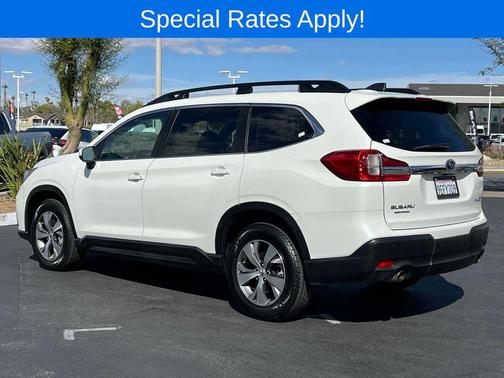 Crystal White Pearl 2022 Subaru Ascent Premium 7-Passenger