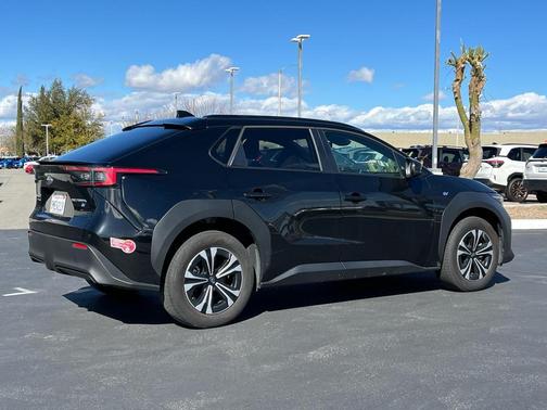 2024 Subaru Solterra Premium