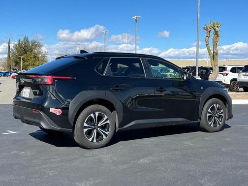 2024 Subaru Solterra Premium