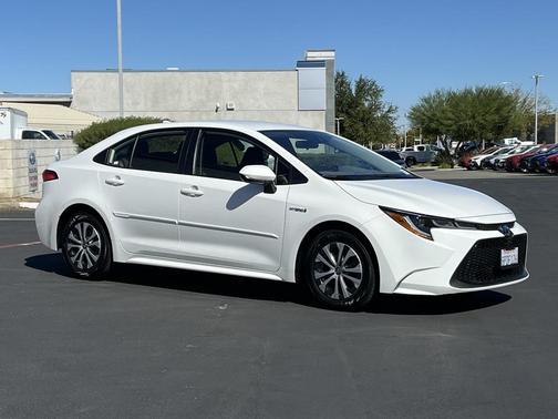2020 Toyota Corolla Hybrid LE