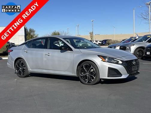 2023 Nissan Altima SR FWD