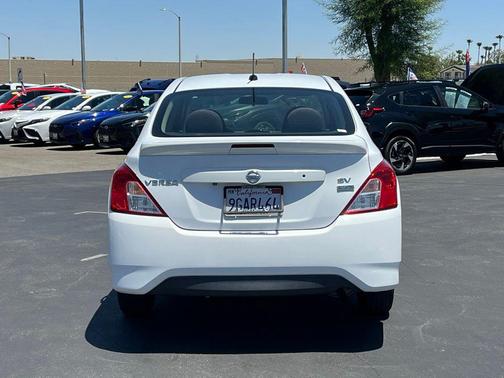 Fresh Powder 2018 Nissan Versa 1.6 SV