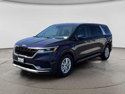 Deep Chroma Blue 2024 Kia Carnival LX