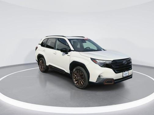 Crystal White 2026 Subaru Forester Hybrid Sport