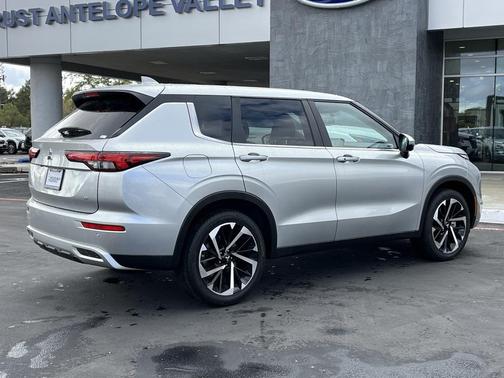 2024 Mitsubishi Outlander SE 2.5 2WD