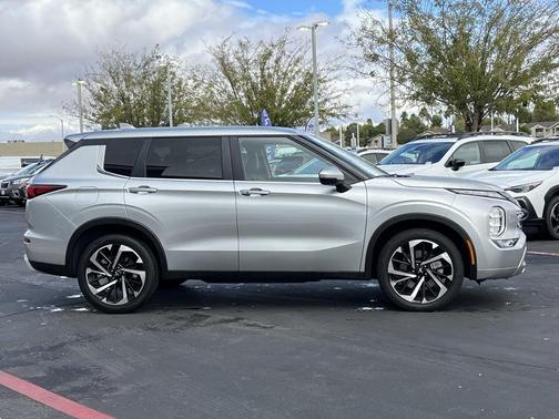 2024 Mitsubishi Outlander SE 2.5 2WD