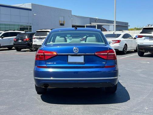 Blue Metallic 2016 Volkswagen Passat 1.8T SE