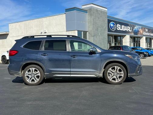 2023 Subaru Ascent Limited 8-Passenger