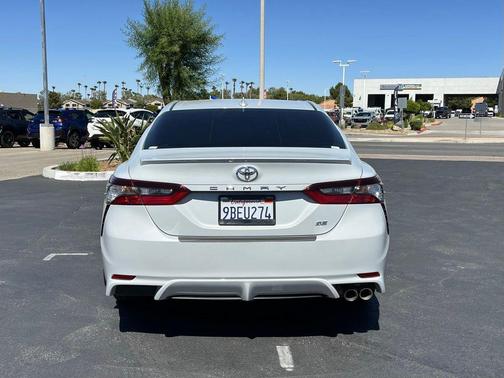 Ice Edge 2022 Toyota Camry SE