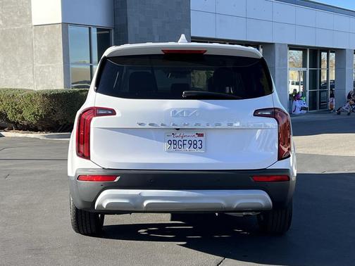 2022 Kia Telluride LX