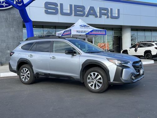 2025 Subaru Outback Premium