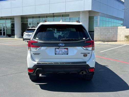 Crystal White Pearl 2023 Subaru Forester Wilderness