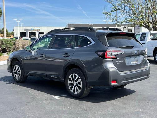 Magnetite Gray Metallic 2025 Subaru Outback Premium