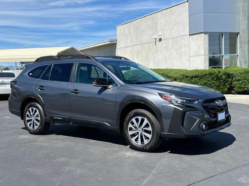 Magnetite Gray Metallic 2025 Subaru Outback Premium