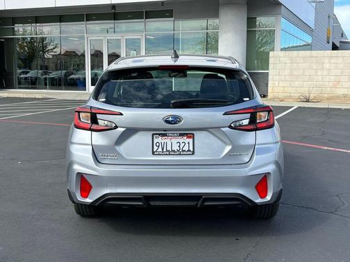 Ice Silver Metallic 2025 Subaru Impreza Base