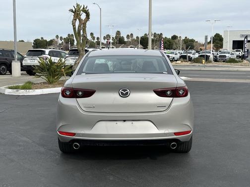 2025 Mazda Mazda3 FWD w/Preferred Package