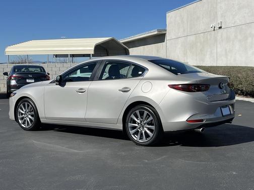 2025 Mazda Mazda3 FWD w/Preferred Package