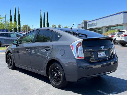 Winter Gray Metallic 2015 Toyota Prius Two