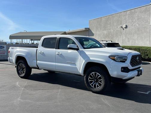 2022 Toyota Tacoma TRD Sport