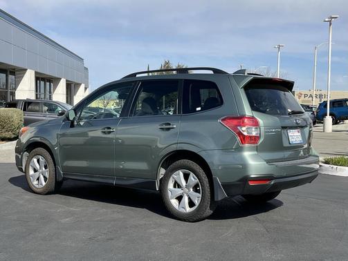 2016 Subaru Forester 2.5i Limited