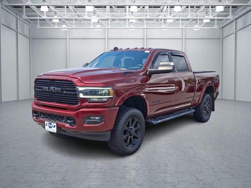 2020 RAM 2500 Laramie Crew Cab 4X4 6'4' Box