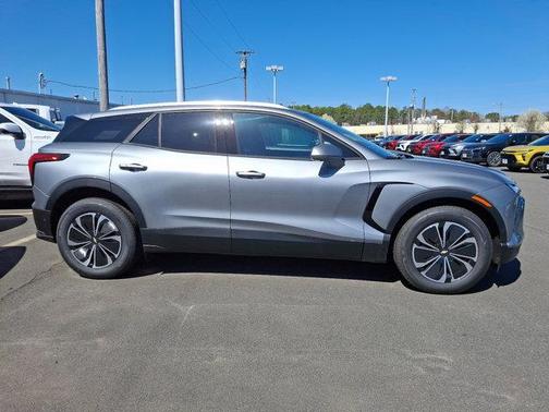 2025 Chevrolet Blazer EV eAWD LT