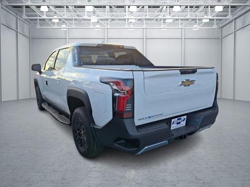 2025 Chevrolet Silverado EV LT