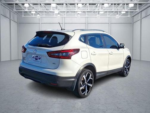 2021 Nissan Rogue Sport SL