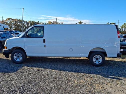2025 Chevrolet Express 2500 RWD 2500 Extended Wheelbase WT