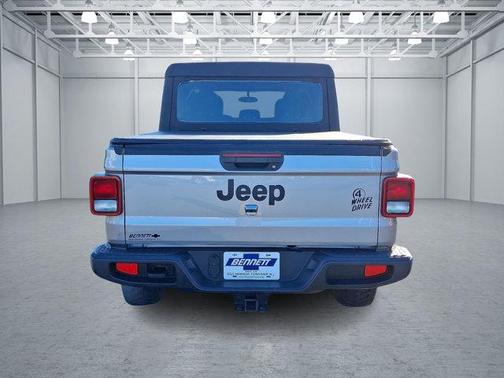 2021 Jeep Gladiator Willys 4x4