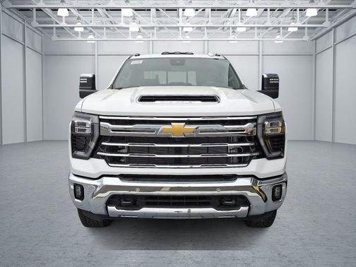 2025 Chevrolet Silverado 3500 LTZ