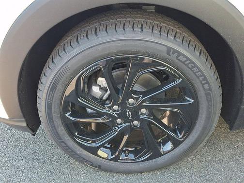 Summit White 2027 Chevrolet Bolt RS FWD