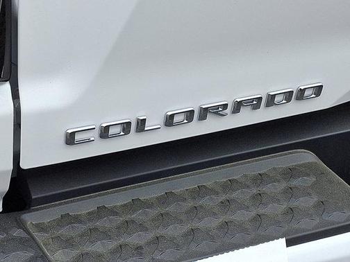 2025 Chevrolet Colorado LT