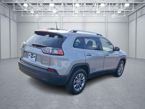 Billet Silver Metallic Clearcoat 2019 Jeep Cherokee Latitude Plus